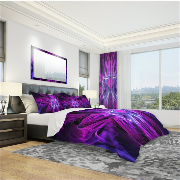 Designart 'Heart At The Center Purple Abstract' Modern & Contemporary Duvet Cover Set