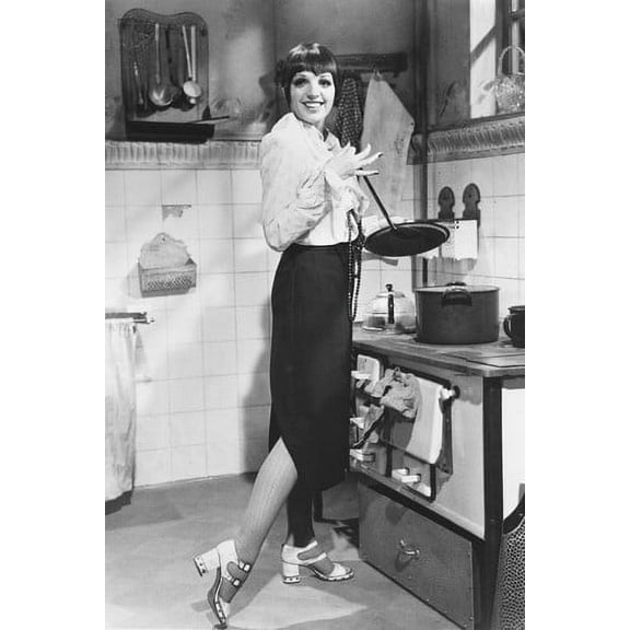 Liza Minnelli in Cabaret 24x36 Poster