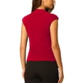 thumbnail image 3 of Blusa de Cuello Mock para Mujeres Inspire Chic, Básica, de Manga Corta, Tejida, Color Rojo Vino, 3 of 6