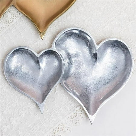 

HomeRoots 388594 1 x 8.5 x 12 in. Two Section Textured Silver Heart Shaped Tray