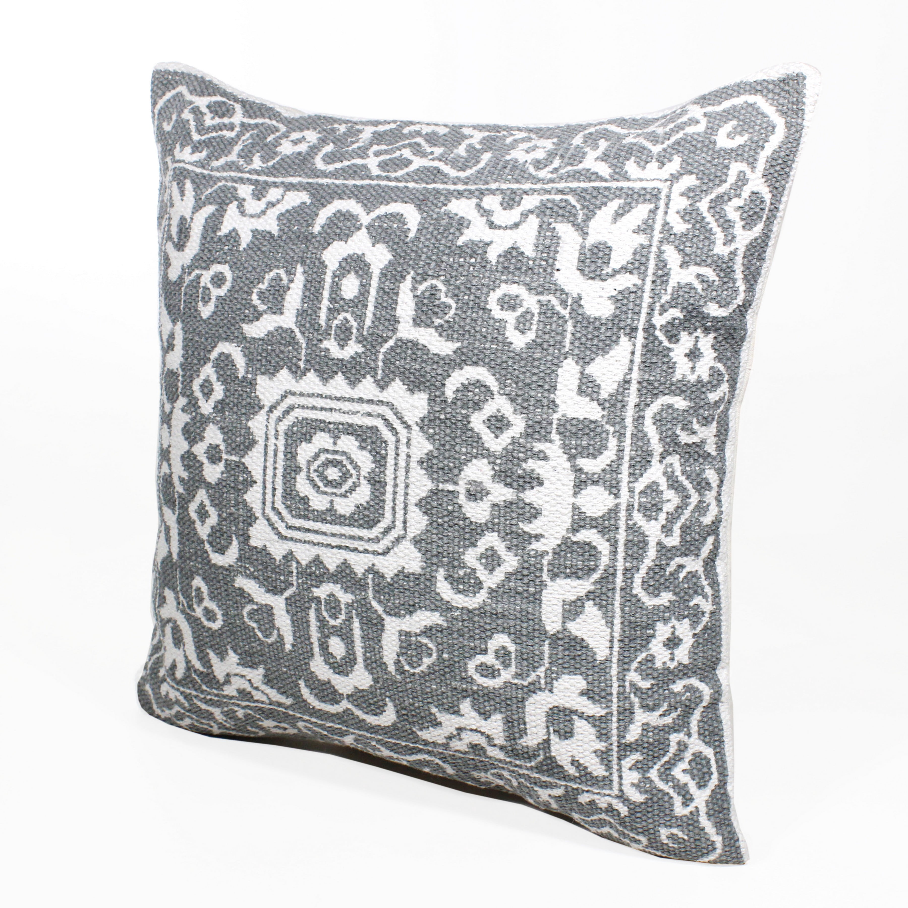 Ox Bay 20" x 20" Hand-Woven Gray/ White Medallion Cotton Blend Pillow Cover