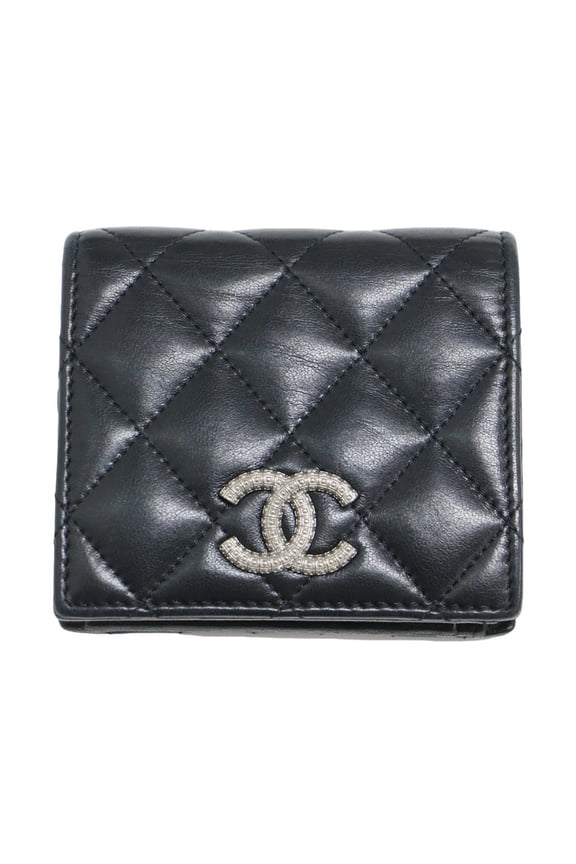 Pre-Owned CHANEL Matelasse Coco Mark Classic Small Wallet AP3407, Bi-fold with Snap... (Good)
