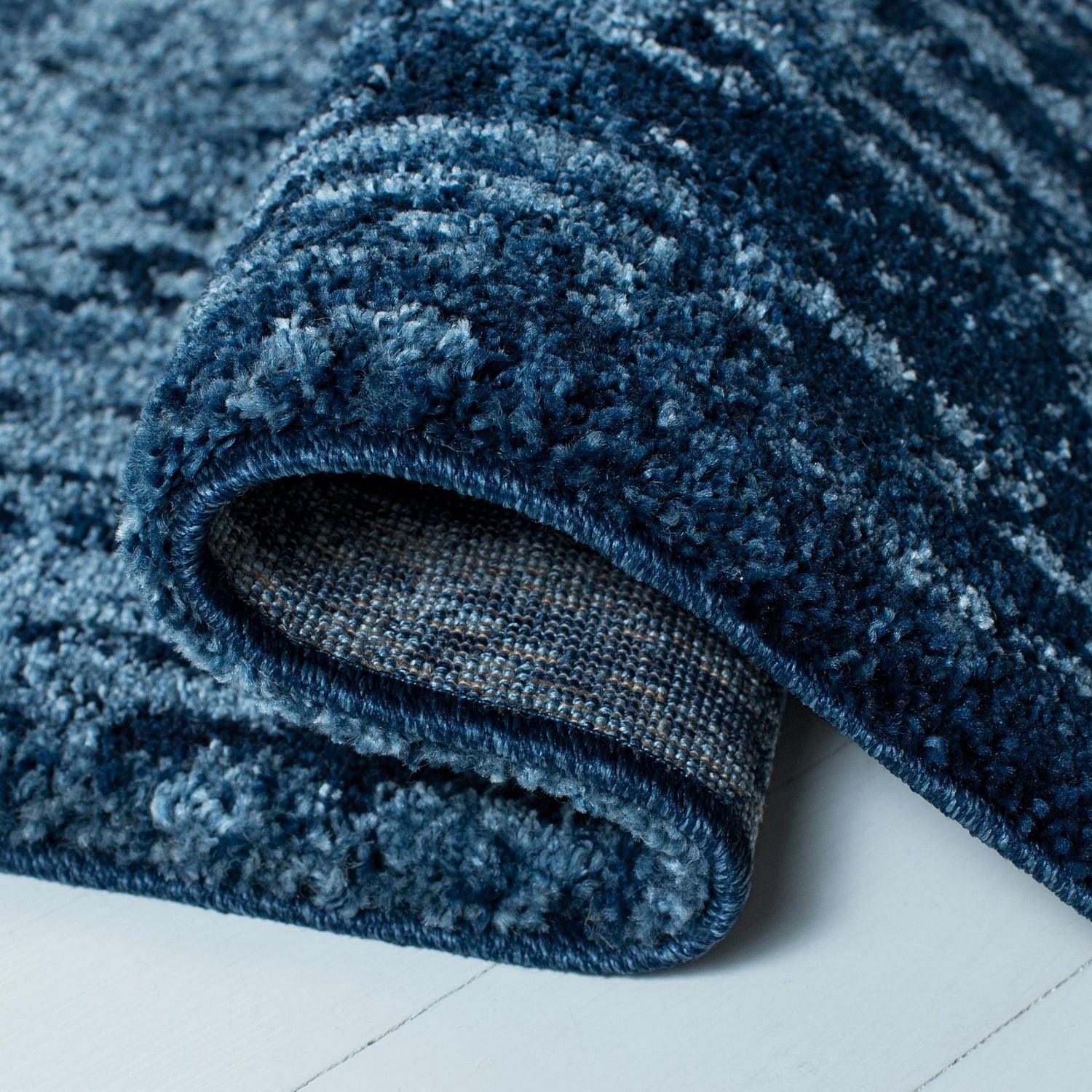 SAFAVIEH Retro Elsie Abstract Area Rug