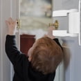 thumbnail image 1 of Cerradura de seguridad para bebés Cerradura de palanca de puerta Puertas a prueba de niños Pestillo de seguridad adhesivo, 1 of 4