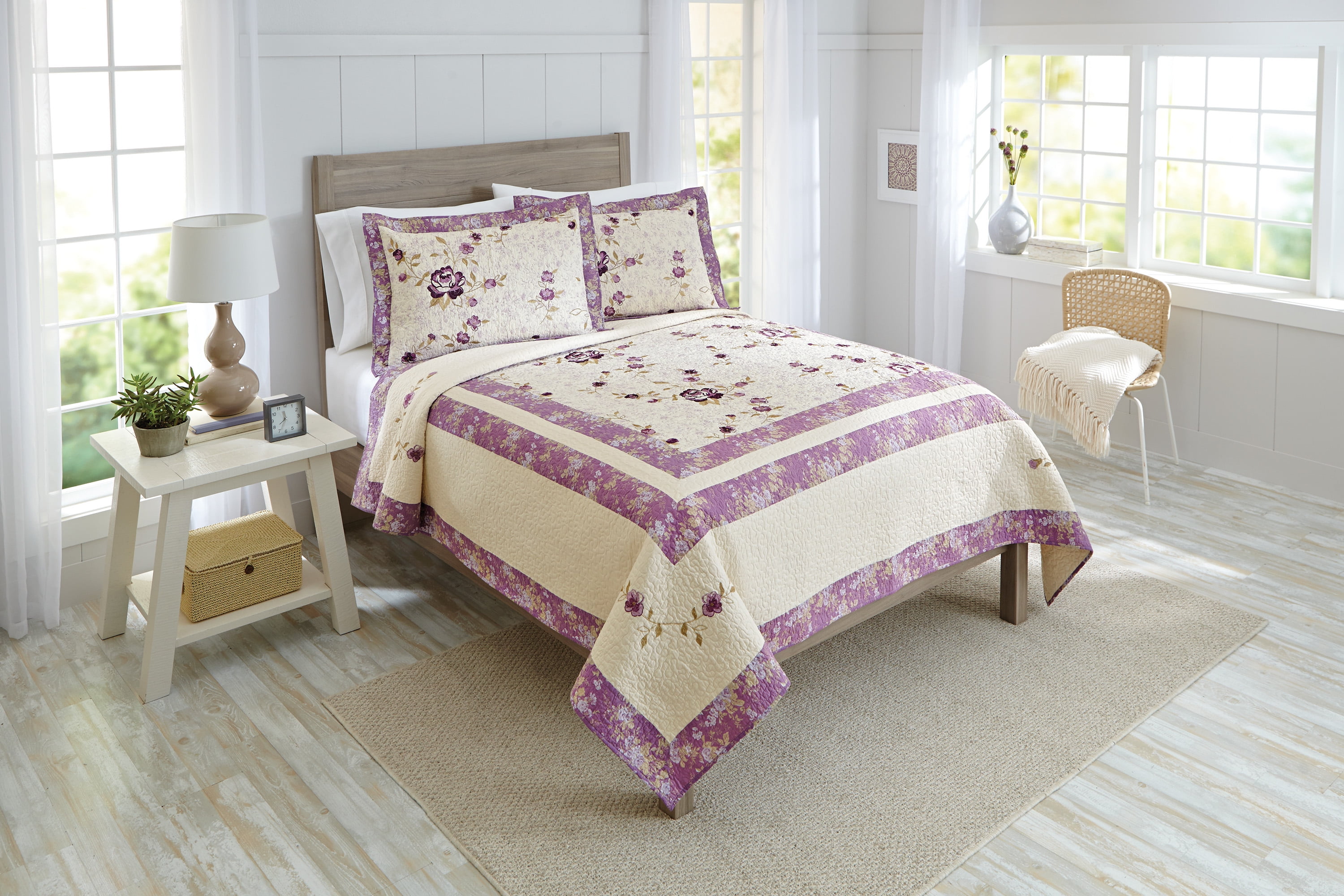 Better Homes & Gardens Purple Blossoms Quilt, King - Walmart.com ...