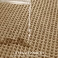 thumbnail image 3 of Alfombra de baño SUBRTEX, felpilla trenzada, 40 x 60 cm, color caqui, 3 of 7
