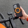 thumbnail image 3 of Funda Quad Lock MAG para iPhone 16 negra, 3 of 8