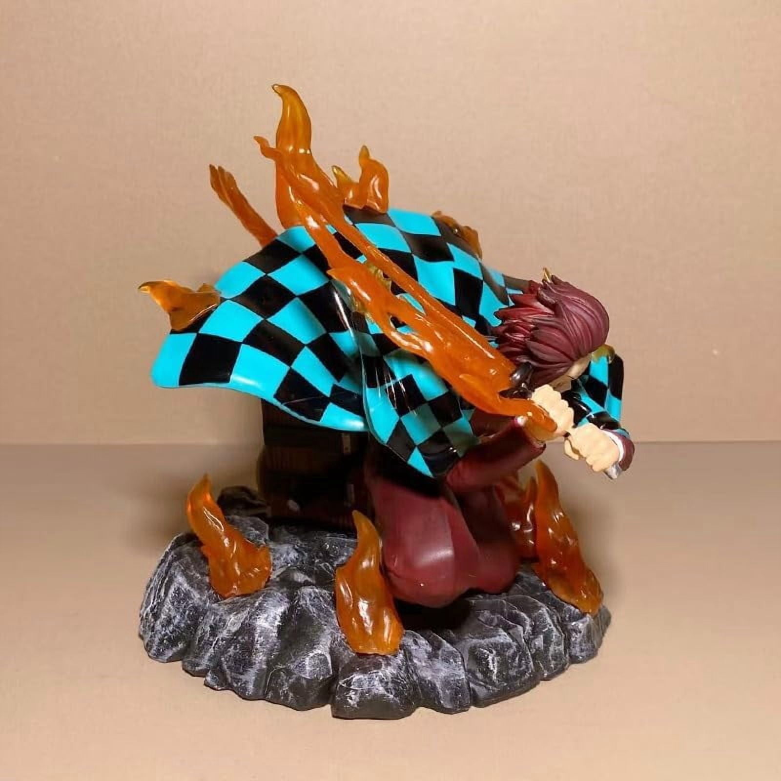 Tanjirou Figure Fighting Flame Kamado Tanjirou Anime Figures 14cm/5.5inch PVC Characters Handicrafts Souvenirs for Anime Fans Gifts