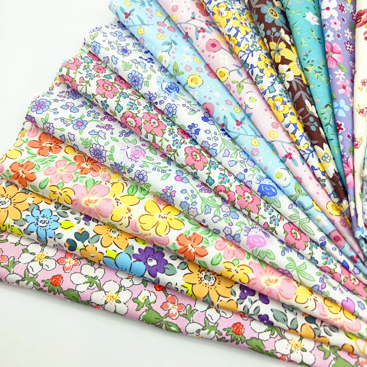 iMzoon 22Pcs 10" Cotton Fabric Quilting Squares,No Repeat Floral Charm Pack, Precut Pink Fabric for Sewing with Wavy Edges, DIY Scrapbooking Craft Supplies Muticolor