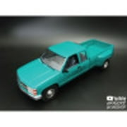 AMT: 1:25 Scale Model Kit - 1996 Chevrolet C-3500 Dually Pickup - 46 Parts - Easy Build New Tooling, Vehicle Building, Replica Extended Cab Truck