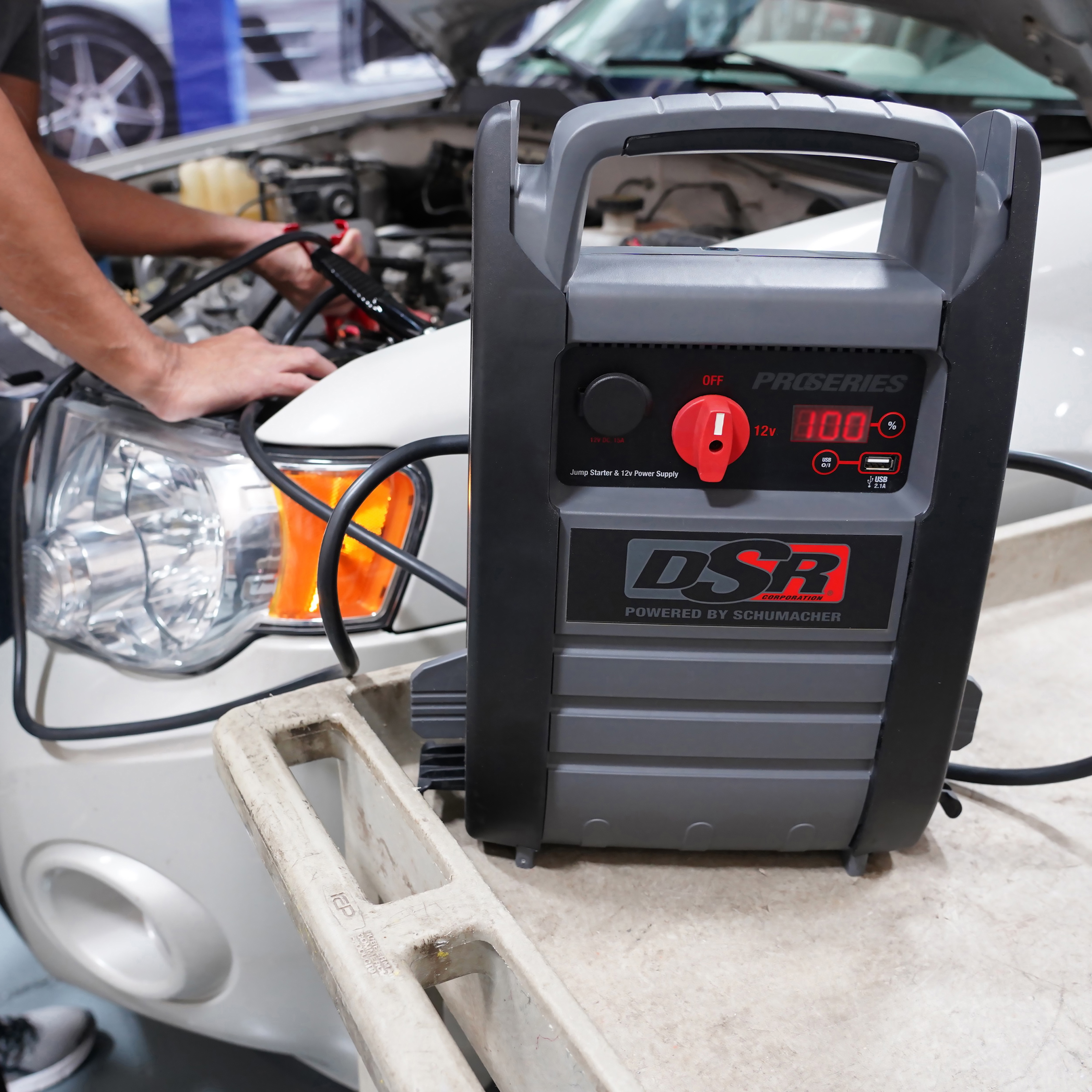 Schumacher Electric DSR Pro 2200A Heavy-Duty Car Battery Jump Starter and Portable Power Station, For 12V Automotive and Marine Batteries, DSR165