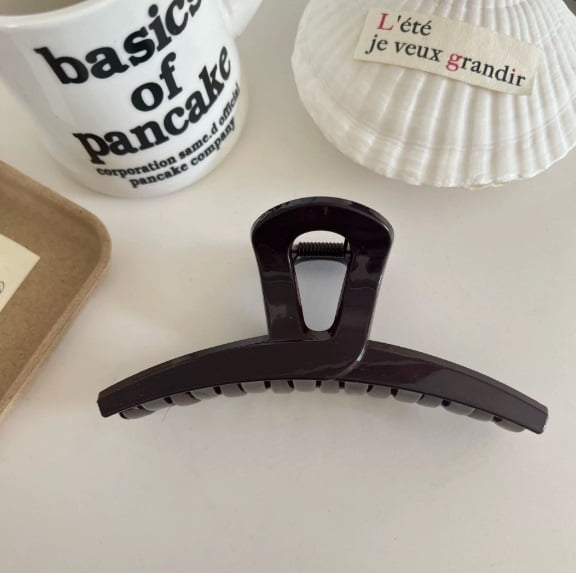 4-Pack Chocolate Acetate Shark Hair Clips - Strong Grip, Elegant Design for Everyday Use