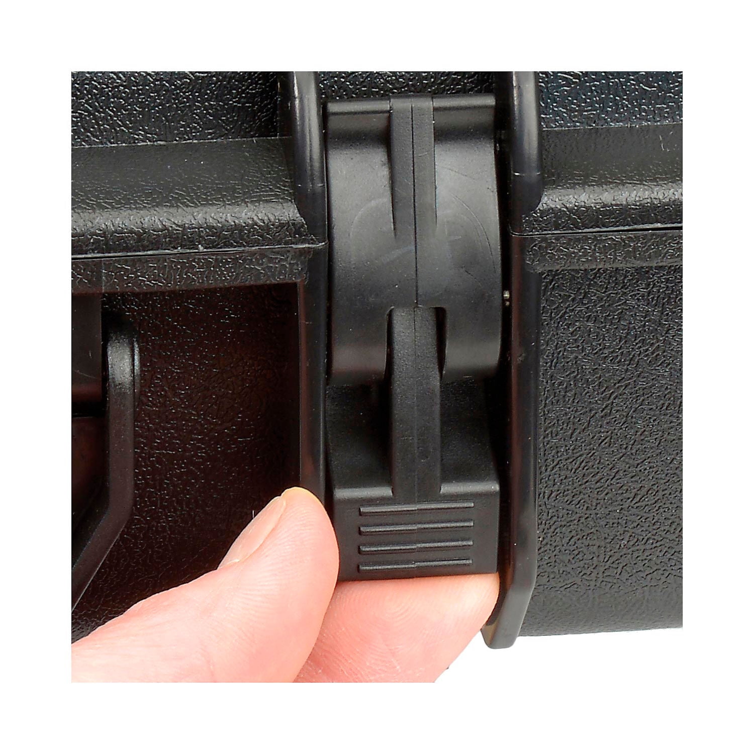Global Industrial Waterproof Hard Case w/Pinch Tear Foam 14""L x 10-23/32""W x 4