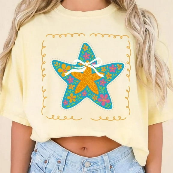 Preppy Starfish T-Shirt, Summer Vibes Shirt, Retro Floral Summer Tee, Ocean Beach Shirt, Girly Aesthetic Summer T-Shirt