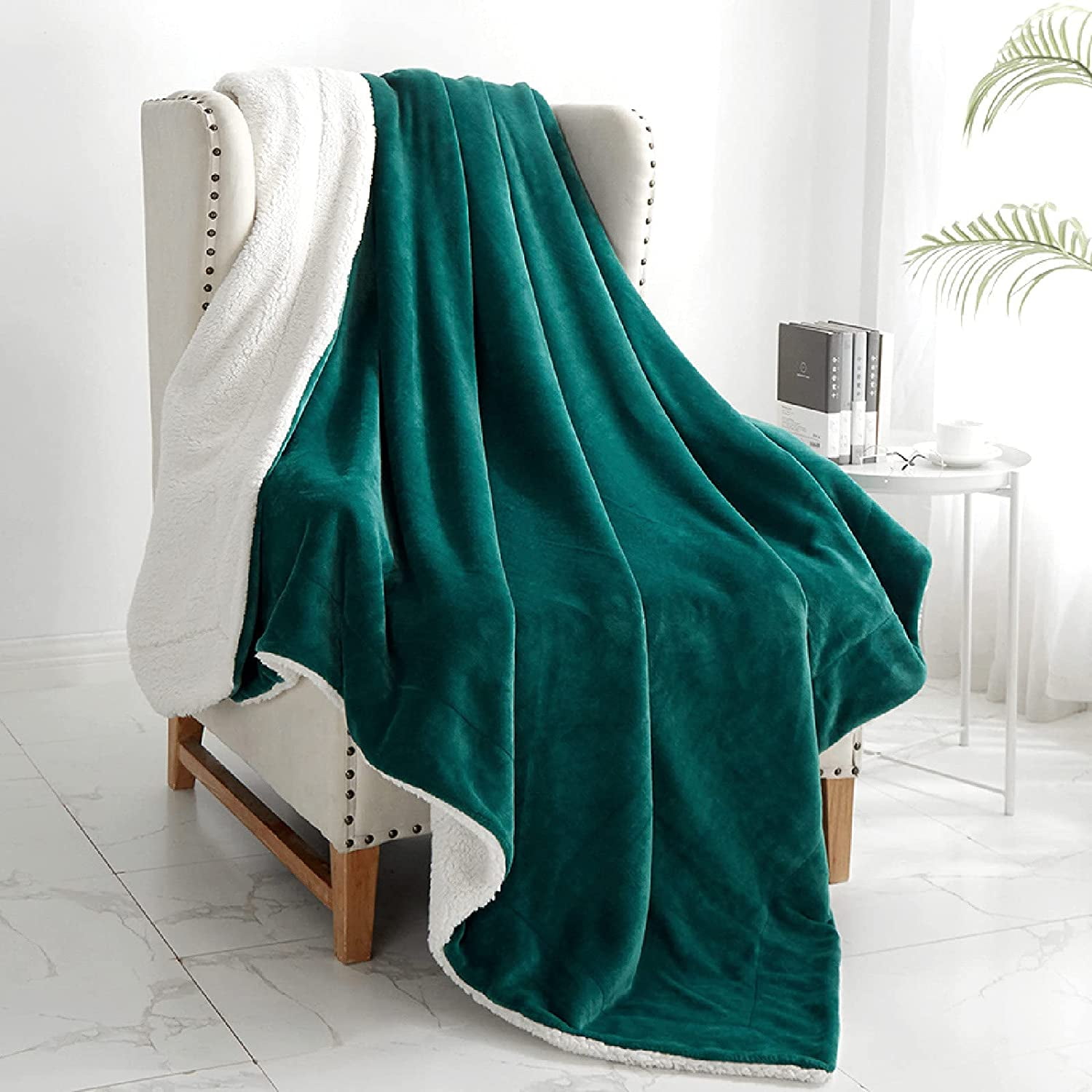 Bed Plush Throw Fuzzy Super Soft Reversible Microfiber Flannel Blankets for Couch Walensee Sherpa Fleece Blanket Sofa Ultra Luxurious Warm and Cozy for All Seasons Throw Size 50”x60” Turquoise 