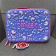 thumbnail image 5 of Bolsa de comida australiana Smiggle, bolso para estudiantes de escuela primaria, bolsa aislante para actividades al aire libre, caja de comida cruzada diagonal para niños, 5 of 5
