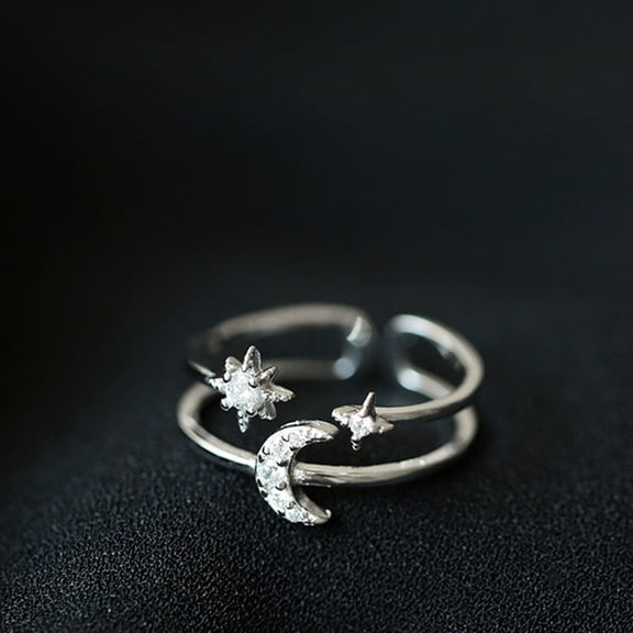 Sparkling Diamond Star Moon Ring White Gold Inlay Details