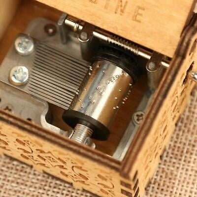 Wooden Music Box Hand Clockwork Birthday Party Gift 'You Are My Sunshine'