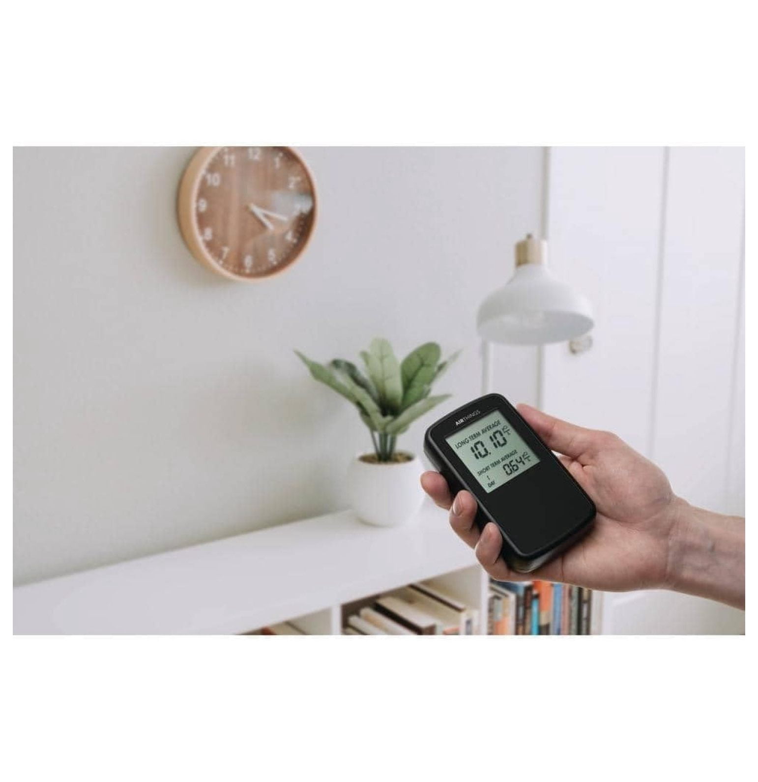 Airthings Corentium Home Radon Detector 2350 Portable, Lightweight, Easy-to-Use, (3) AAA Battery Operated, USA Version, pCi/L