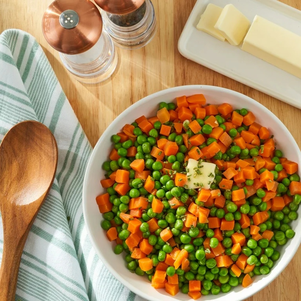 Chef's Quality Peas & Carrots | Kosher | 6.56 lb Can
