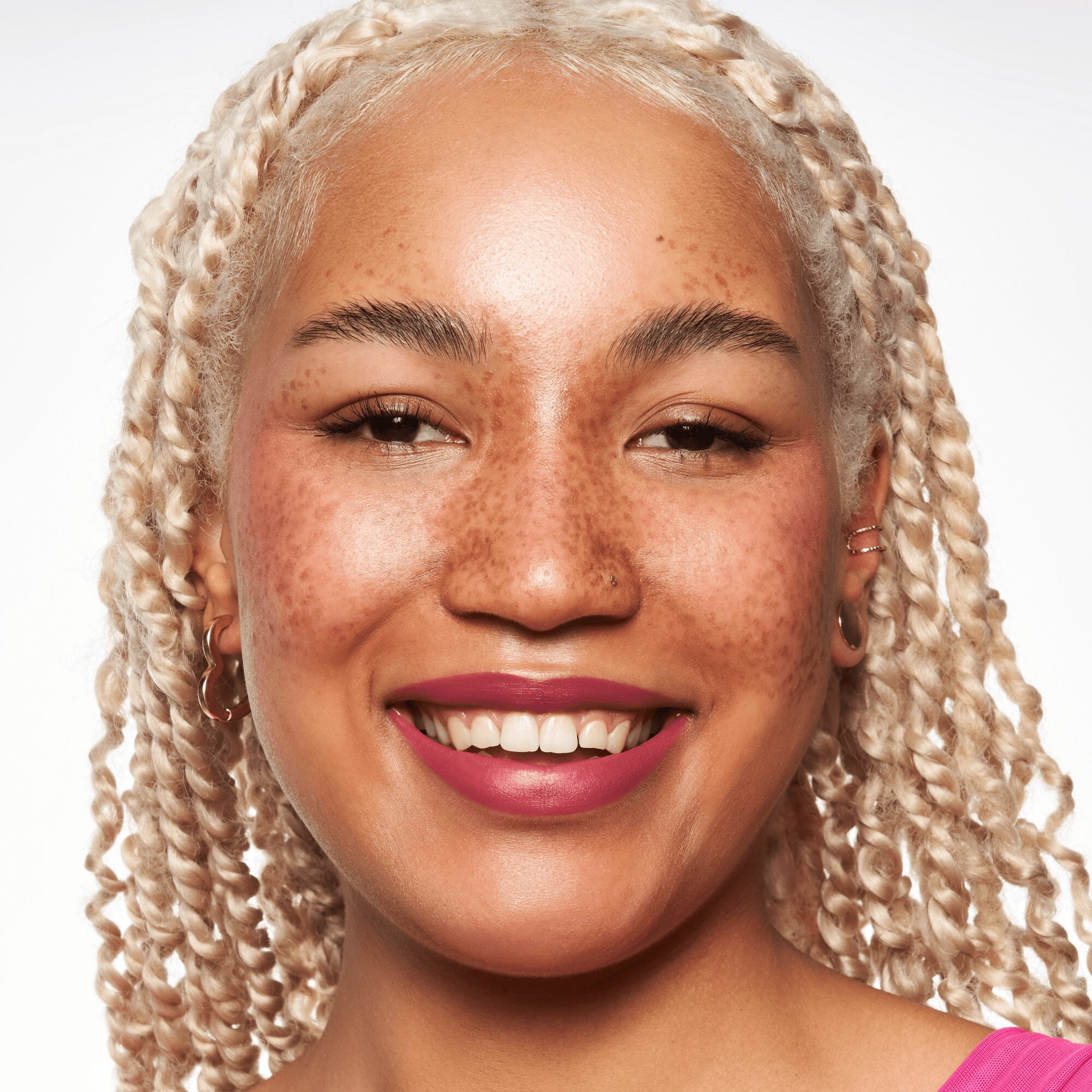 essence The Slim Stick, 105 Velvet Punch
