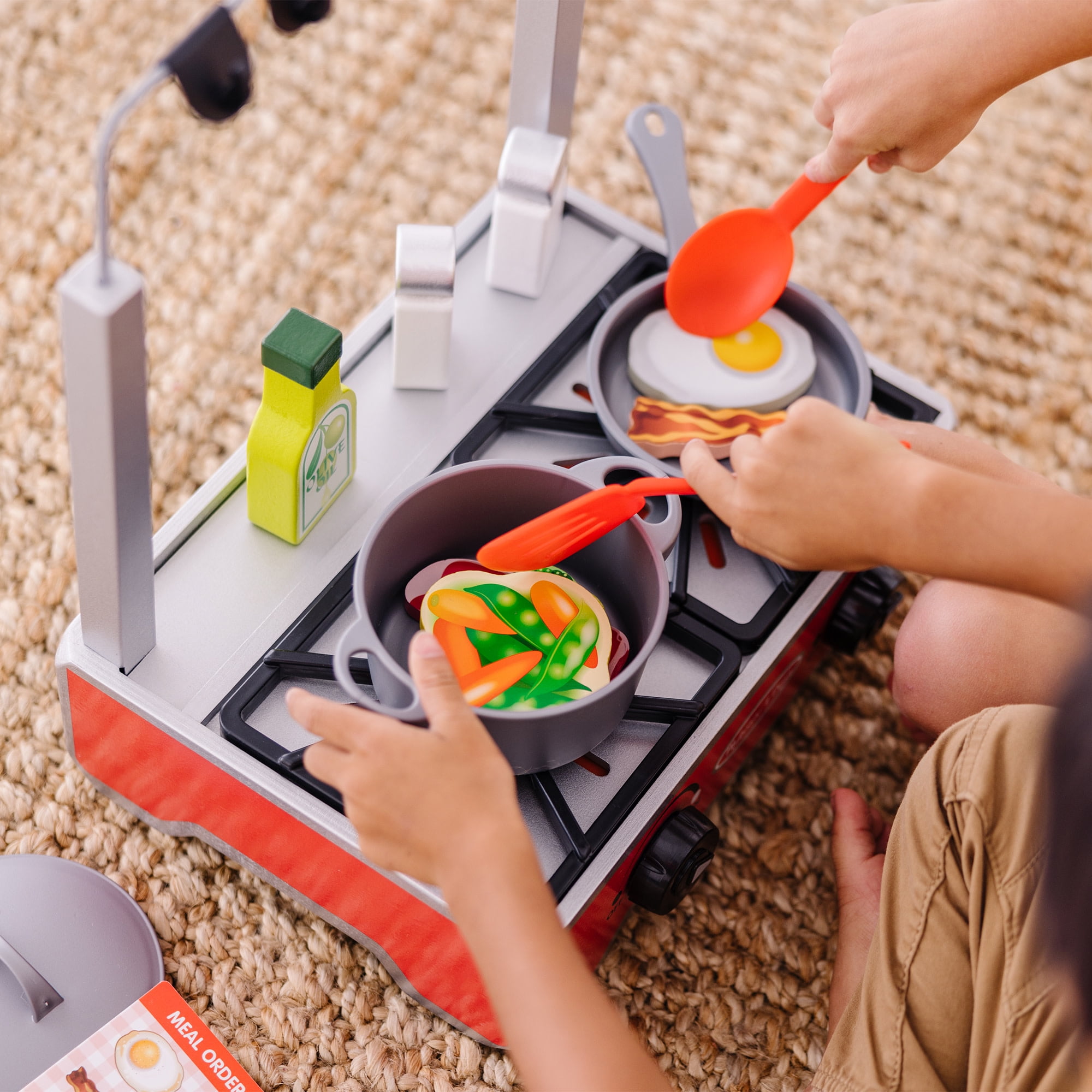 Melissa & Doug 19-Piece Deluxe Wooden Cooktop Set With Wooden Play
