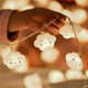 thumbnail image 3 of Guirnaldas de luces LED blancas, luz nocturna de cuento de hadas, guirnalda de pasillo de dormitorio, decoraciones navideñas para bodas, funciona con pilas (no incluidas) 3 metros 20 luces, 3 of 5