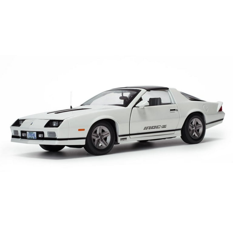 1985 Chevrolet Camaro IROC-Z in White Diecast Model Car in 1