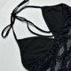 thumbnail image 5 of Conjunto de top con espalda transparente y falda lápiz para mujer - Contraste de malla bordada - Atractivo atuendo de club - Falda corta con detalle en la cintura, 5 of 8