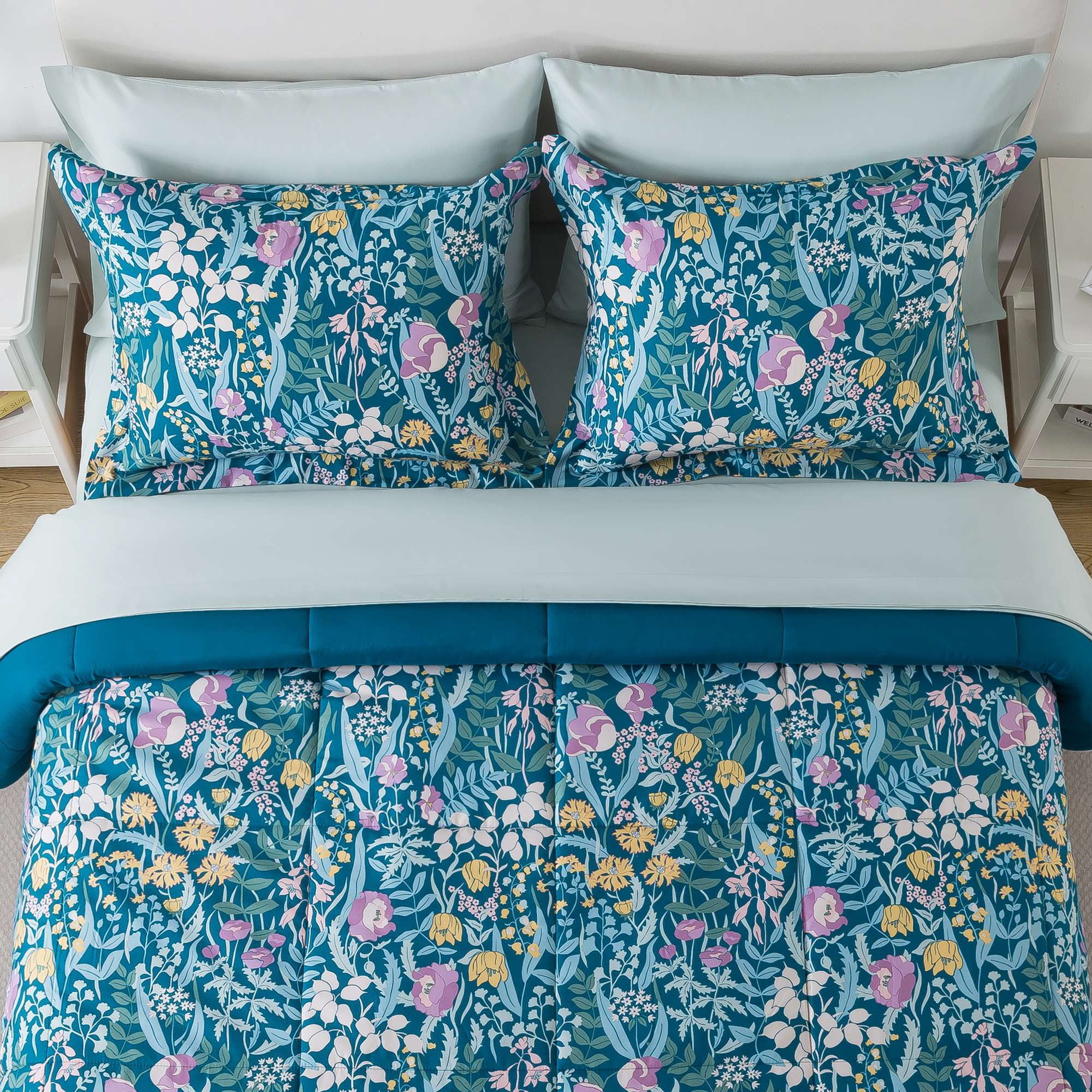 Mainstays All in One Reversible Comforter and Sheet Set, 7-Piece, Queen, Blue Floral