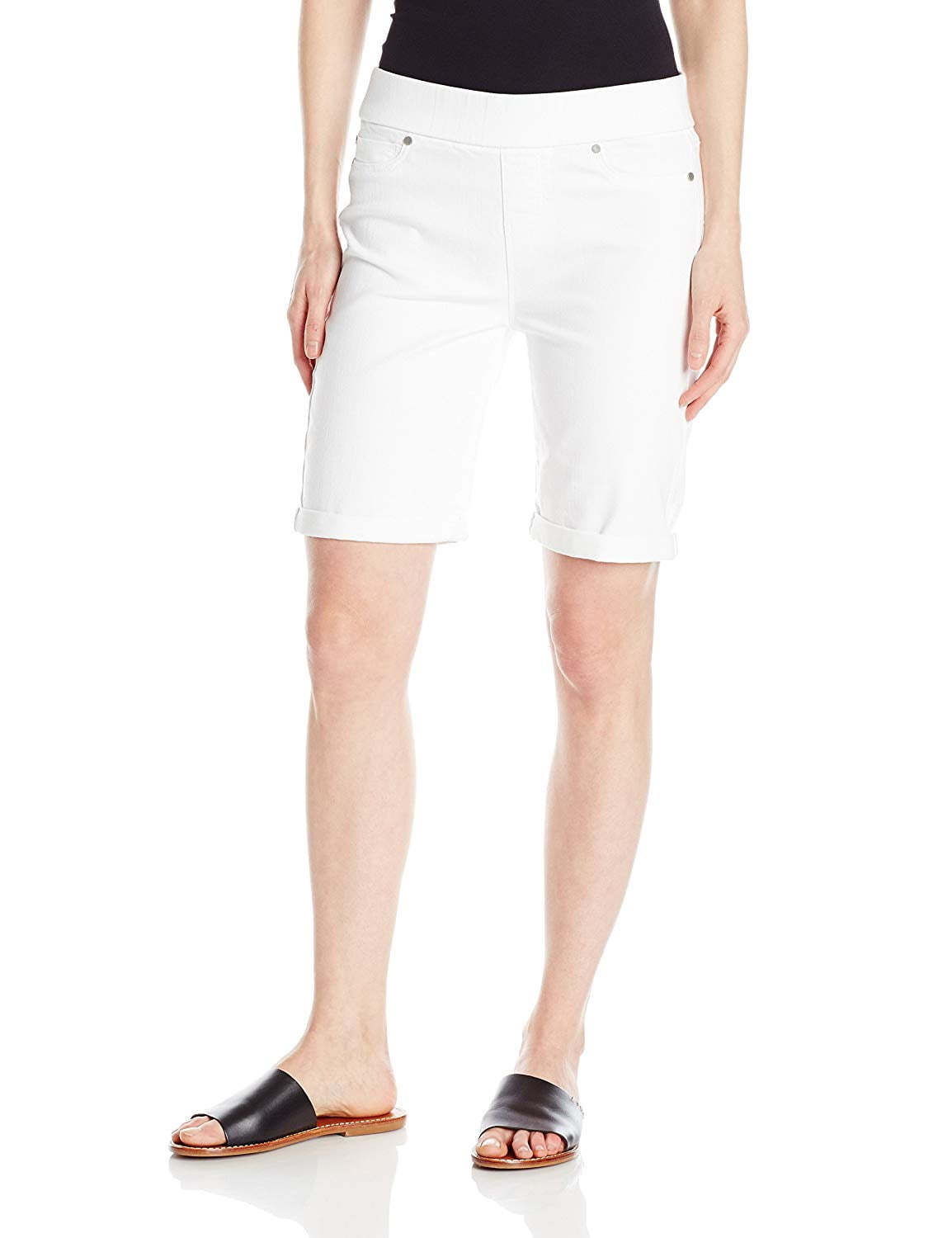 ladies pull on denim shorts