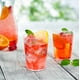 thumbnail image 4 of 100 Vasos Elegantes Desechables 10 Onzas Para Fiesta Berry Hip CUPTR10, 4 of 5