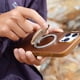 thumbnail image 5 of Empuñadura para teléfono con soporte integrado PopSockets Kick-Out Latte, 5 of 7