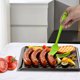 thumbnail image 5 of Cepillo de silicona resistente al calor para aplicar aceite, mantequilla, salsa, encurtidos a la parrilla, barbacoa, panadería, cocina, sin bpa, adecuado para lavavajillas (verde + negro21*3.5cm), 5 of 5