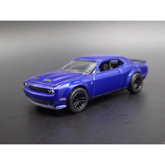 (Open Box) 2019 19 DODGE CHALLENGER SRT HELLCAT BLUE 1/64 SCALE DIORAMA DIECAST MODEL CAR