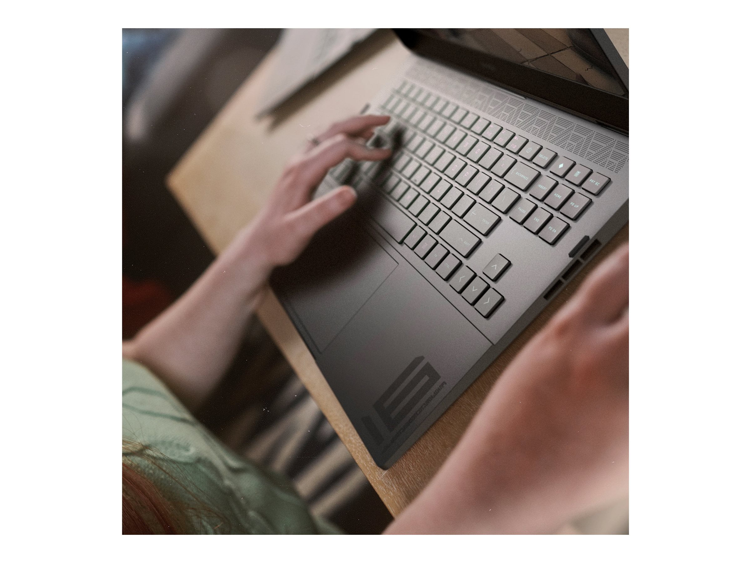 HP OMEN - 16.1" Laptop - AMD Ryzen 7 6800 - 16GB Memory - AMD Radeon RX 6650M - 1TB Memory - Mica Silver