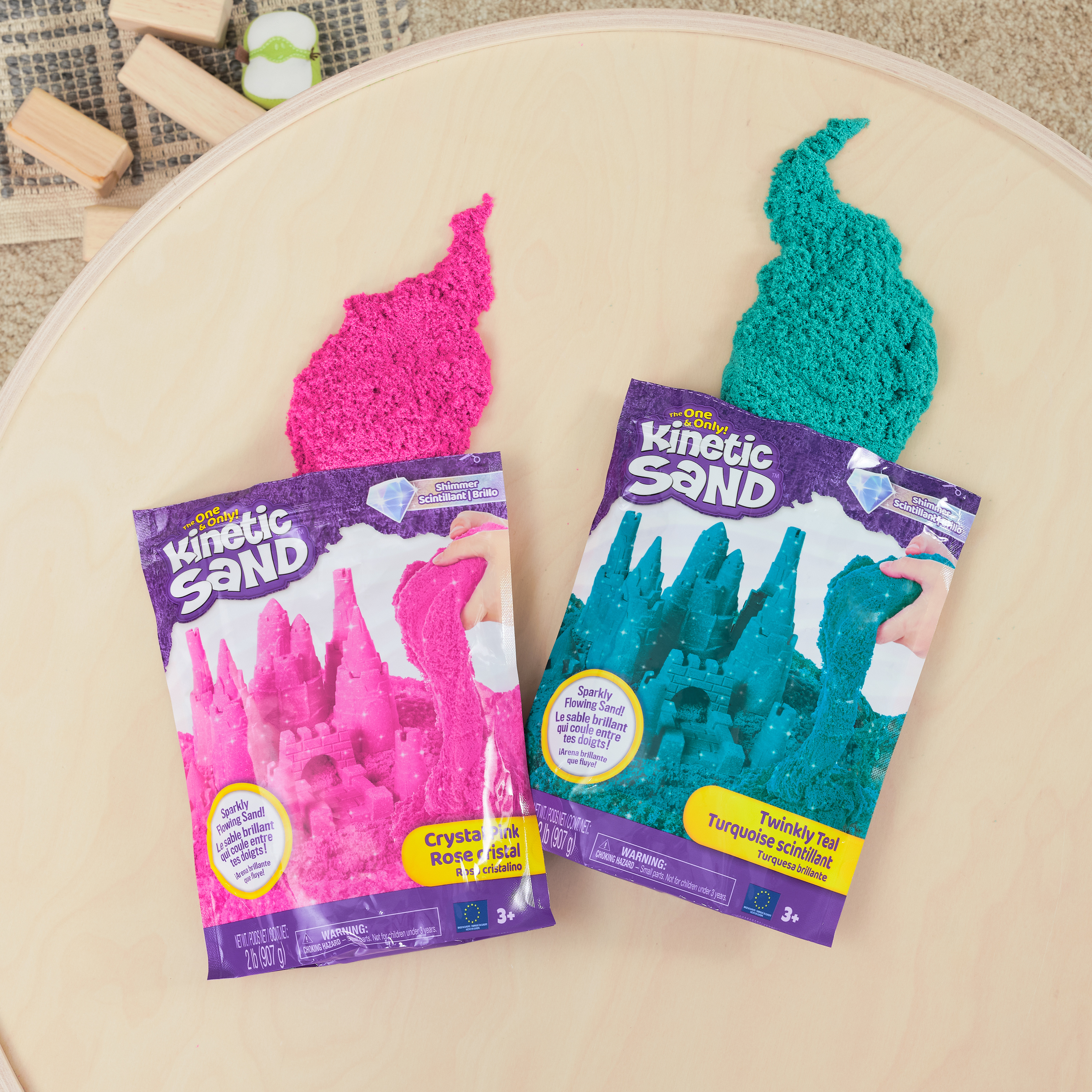 Kinetic Sand, Sachet de 907 g de sable scintillant Turquoise scintillant entièrement naturel à écraser, mélanger et sculpter