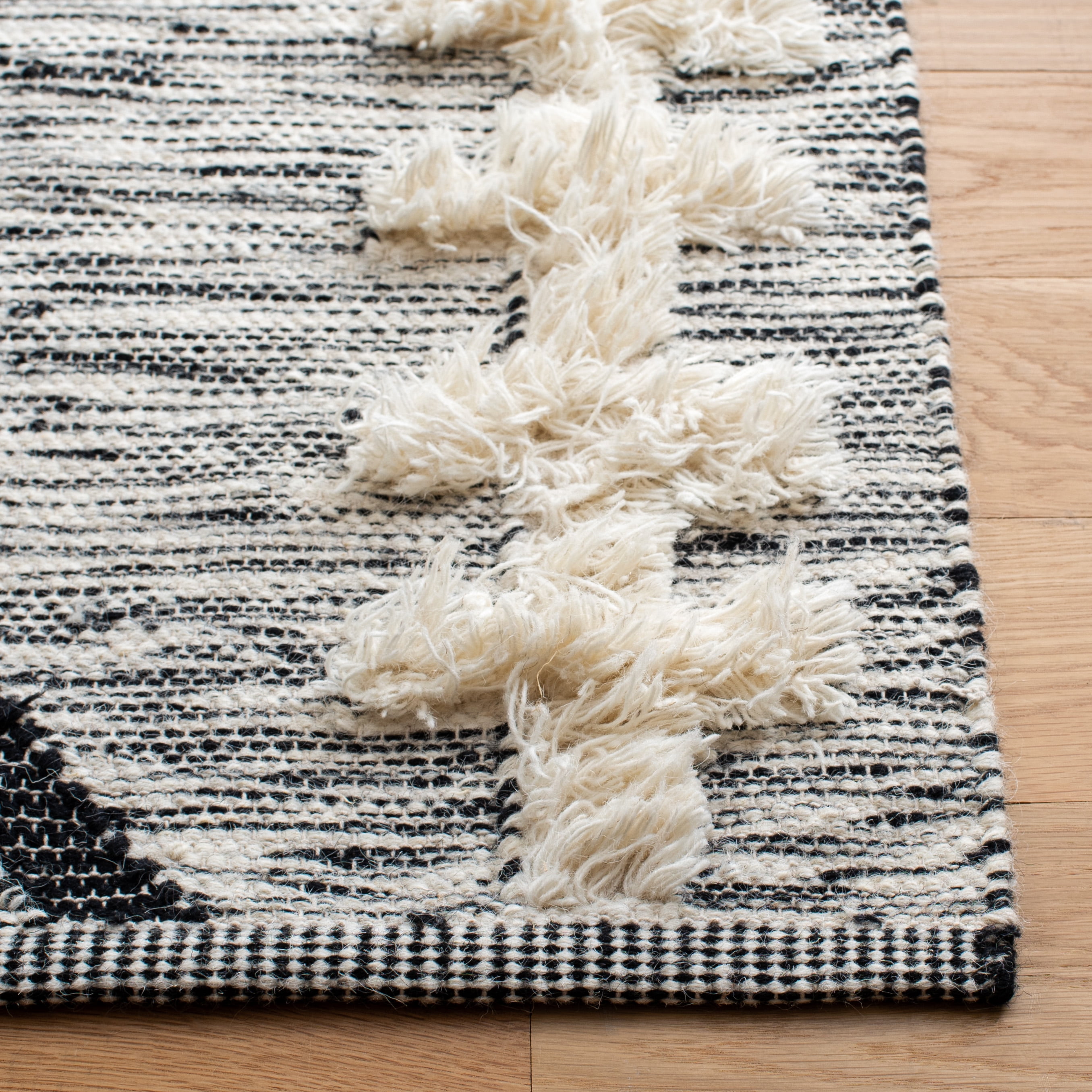 SAFAVIEH Kenya Brandy Southwestern Area Rug, Ivory/Black, 9' x 12'