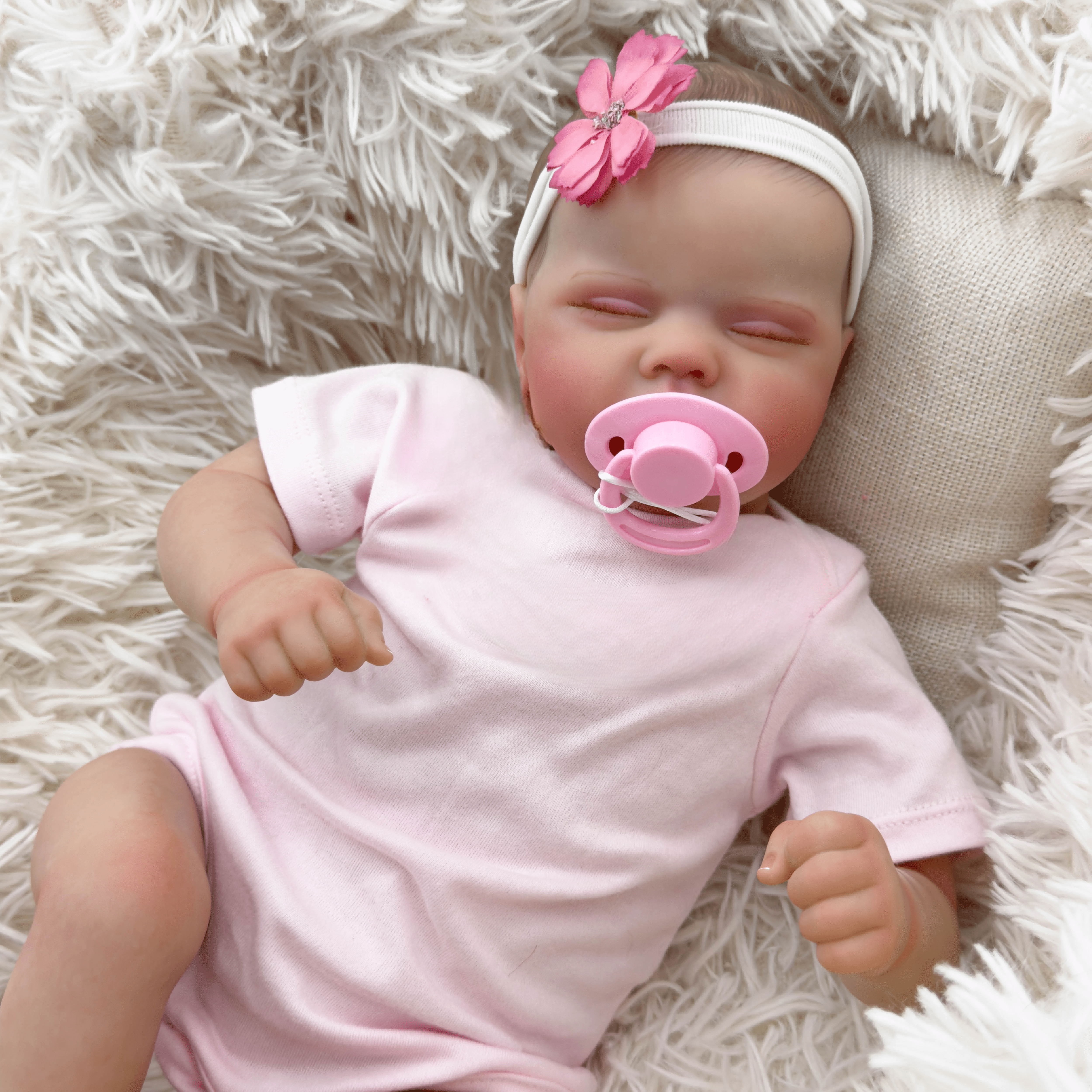 iCradle Adorable Cuddly 18 Inches Lifelike Reborn Baby Dolls Girl Sleeping Newborn Babies Cloth Body Painted Hair Doll Toys for Age 3+