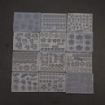 thumbnail image 4 of Juego de moldes de silicona para nail art IOOOFU, 12 piezas, tamaño mini, 4 of 8
