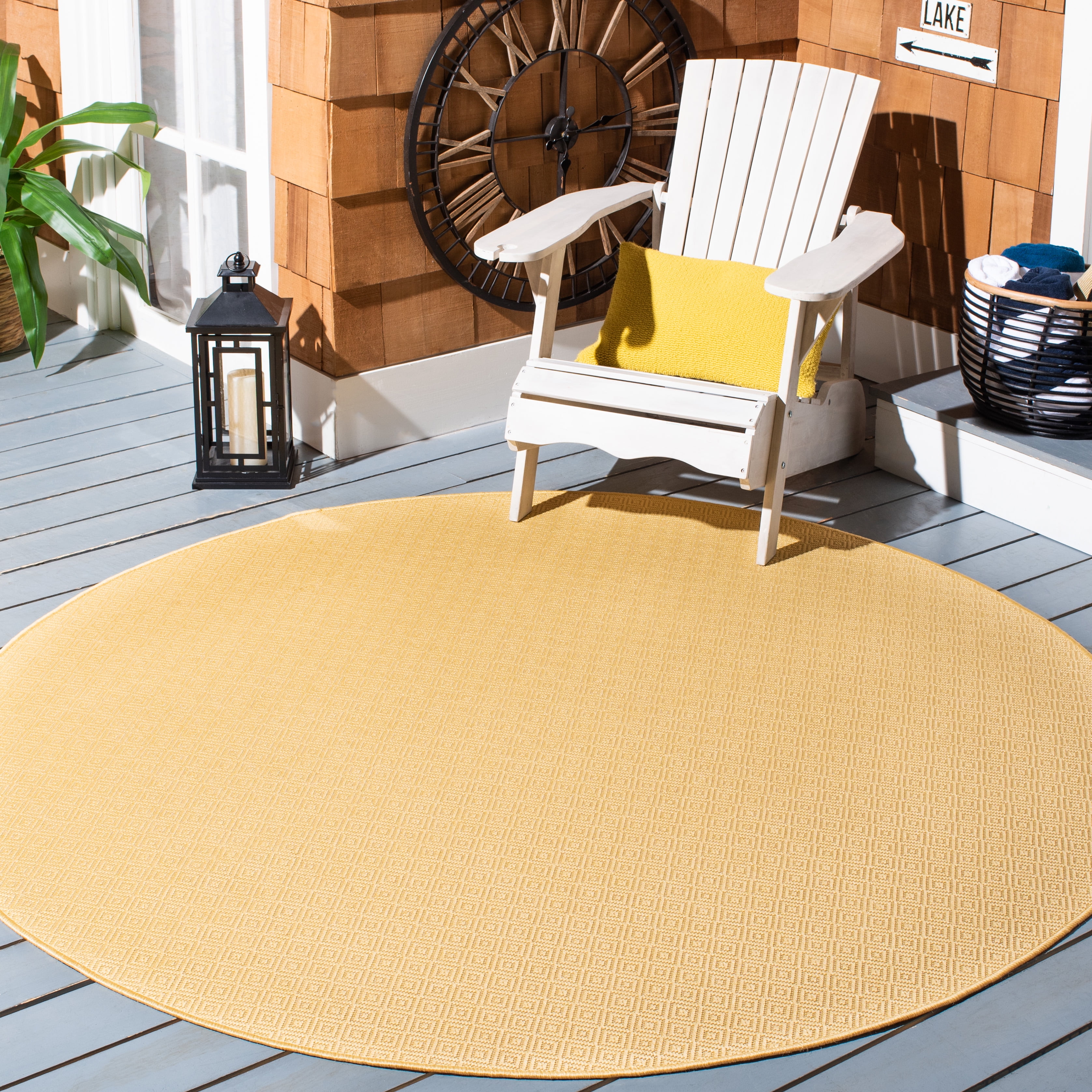 SAFAVIEH Courtyard Madeline Geometric Indoor/Outdoor Area Rug, Gold/Gold, 6'7" x 6'7" Round