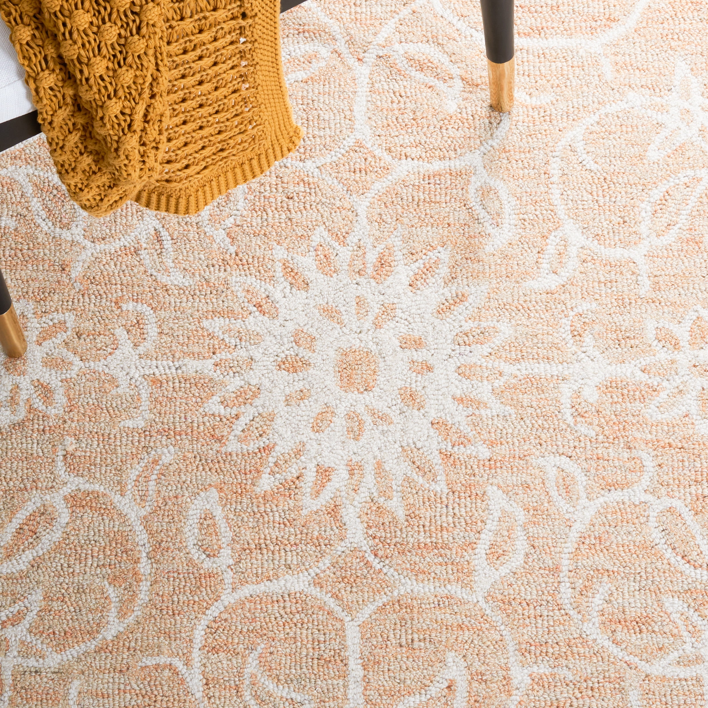 Safavieh Jardin Wilson Floral Wool Area Rug, Yellow/Ivory, 6' x 6' Round