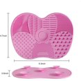 thumbnail image 5 of Paquete de 2 almohadillas de limpieza NQ para brochas de maquillaje silicona rosa y v, 5 of 5