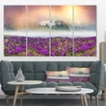 thumbnail image 1 of Fleurs de Crocus de Printemps - Impression d'Art Photo Paysage sur Toile, 1 of 3