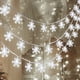 thumbnail image 1 of Fiudx Guirnalda de Luces Led con Forma de Copo de Nieve, Adorno Navideño Brillante, Decoración Impermeable para Exteriores, Ambiente Invernal Romántico, Alegría Festiva, Fácil de Usar a Pilas, 40 Luc, 1 of 7