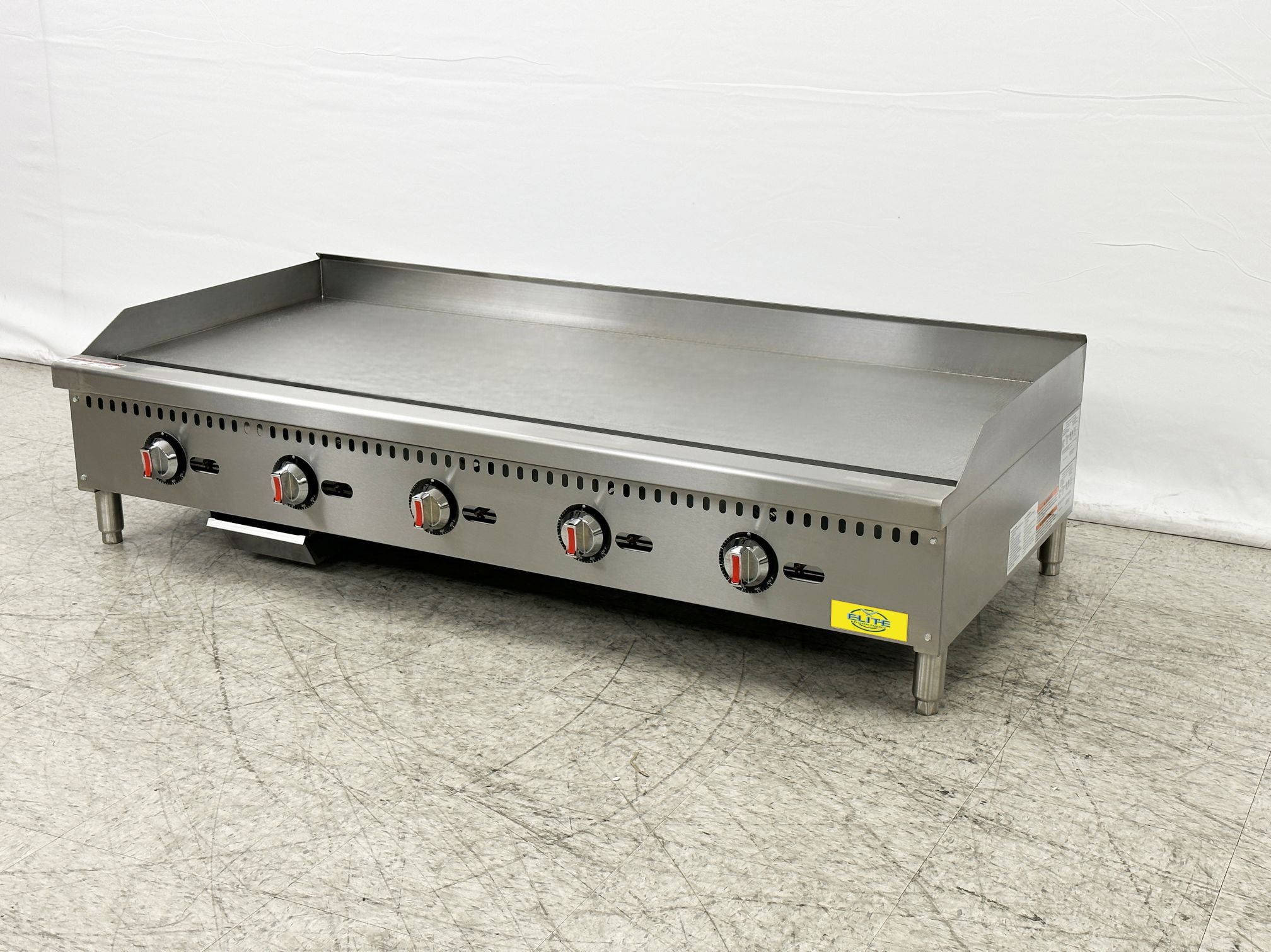 60 in. Commercial Five Burner Thermostat Stainless Steel Griddle 150,000BTU Countertop Flat Top Grill Natural Gas