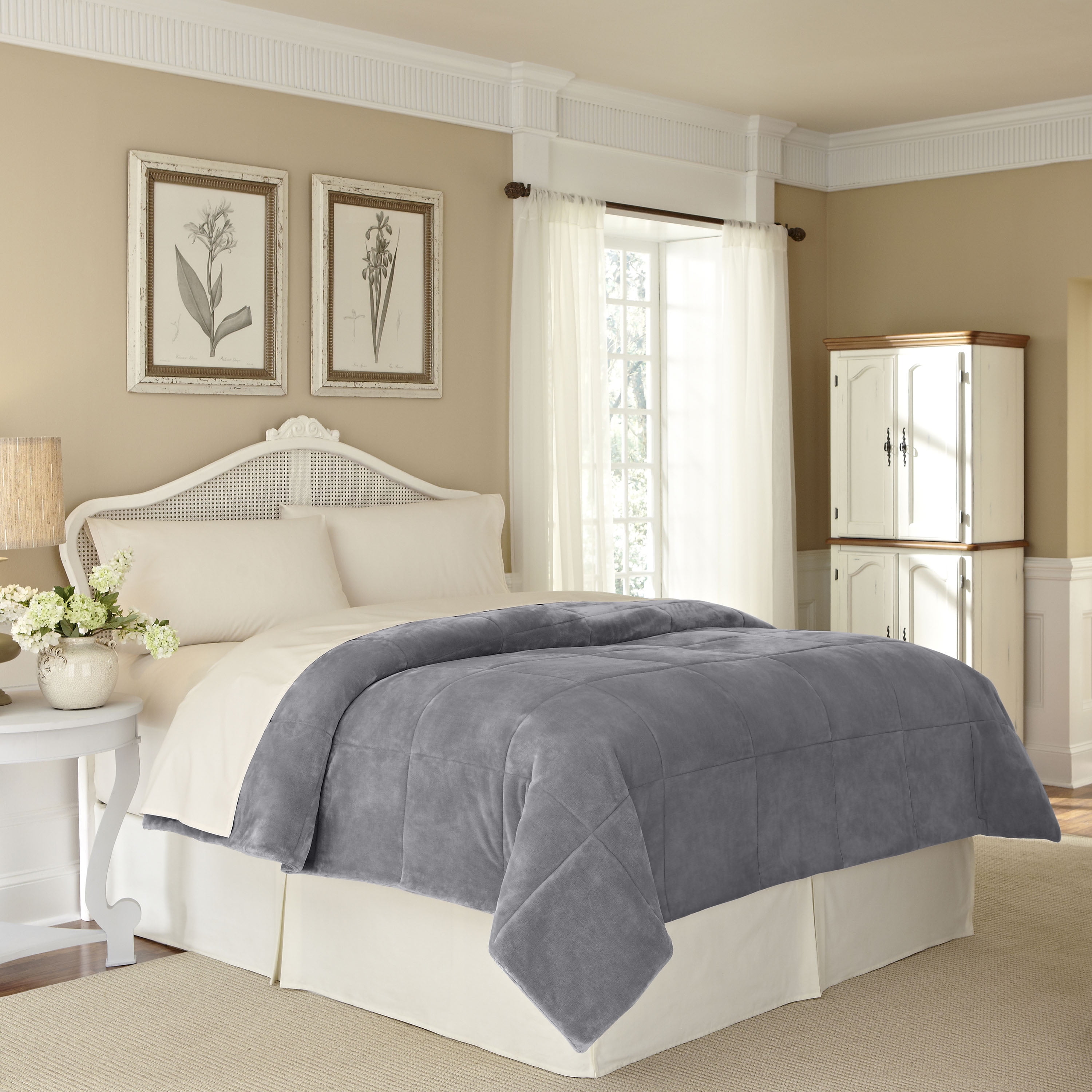 Vellux Plush Quilted Blanket, Queen, Grey