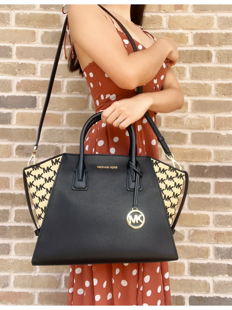 マル Michael Kors Women's Greenwich Medium Logo Shoulder Bag