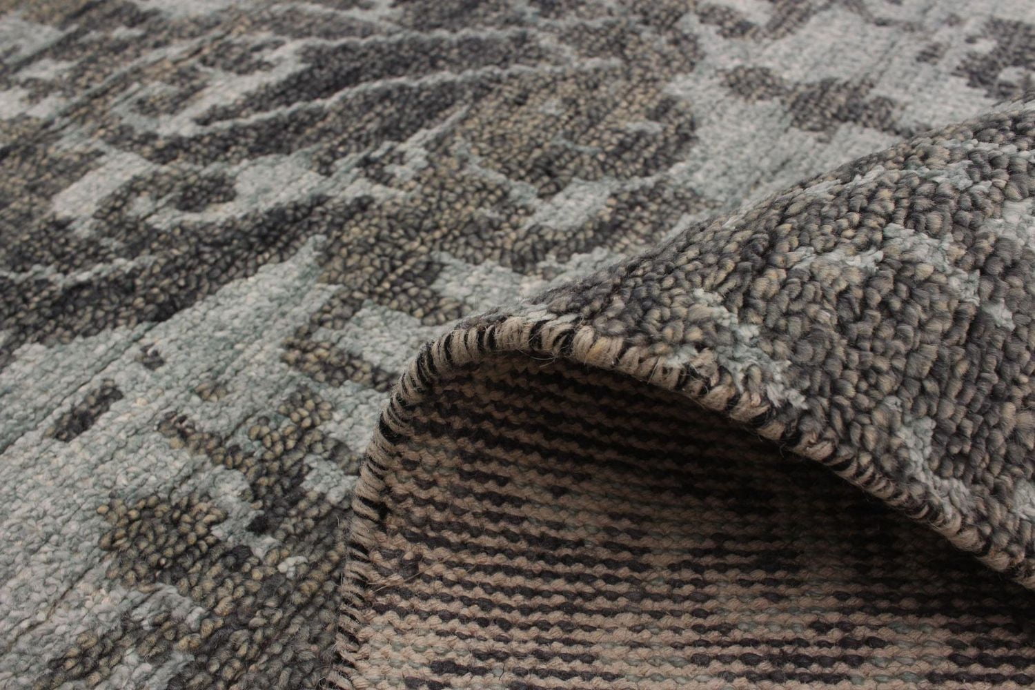 ECARPETGALLERY 5'1" x 7'10"  Transitional La Seda Hand-knotted Area Rug for Living Room, Dining Room and Bedroom in Grey