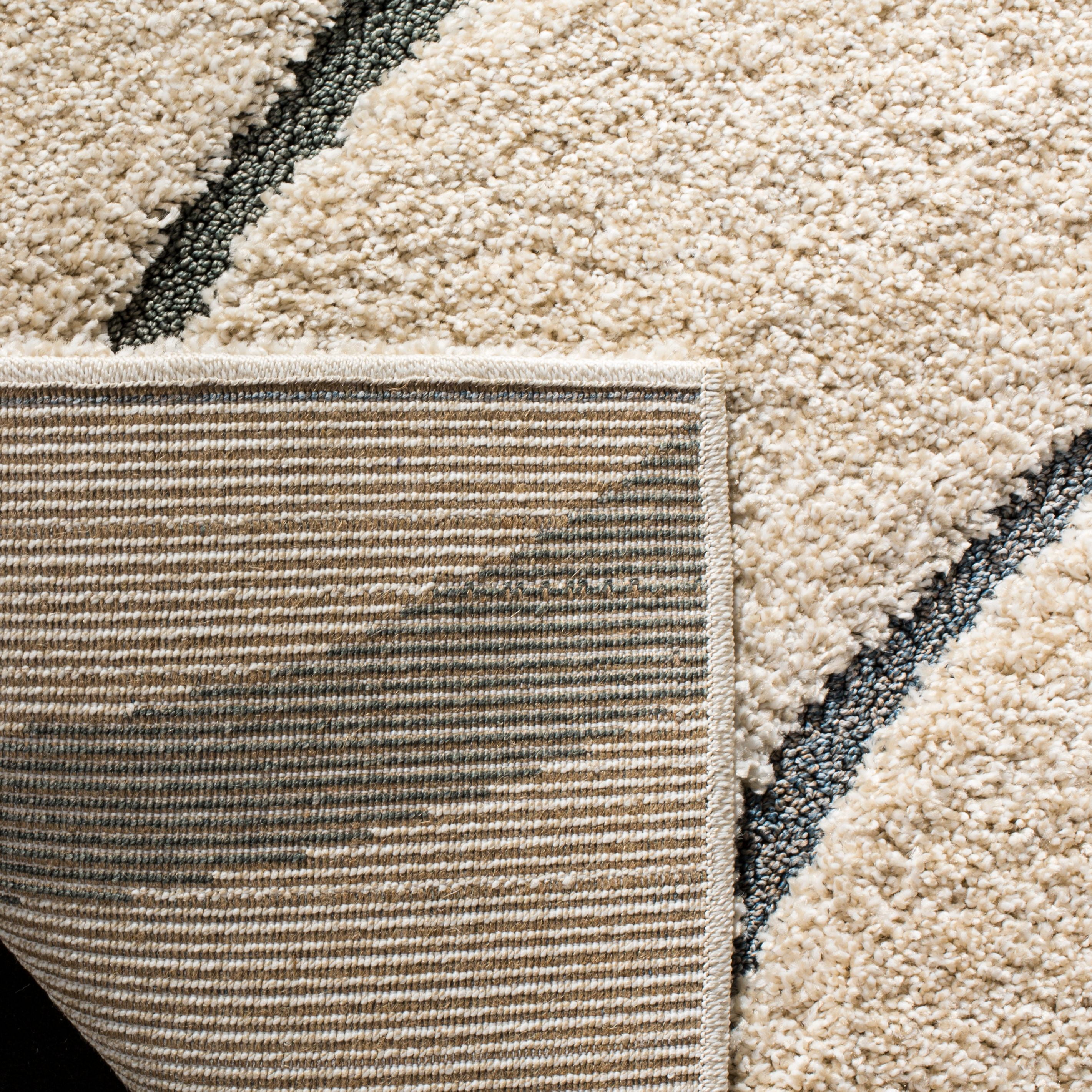 SAFAVIEH Florida Tabitha Geometric Waves Shag Area Rug, Cream/Light Blue, 6'7" Round